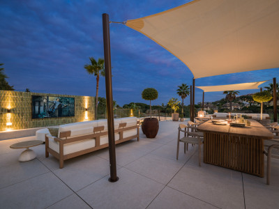 Villa zum Verkauf in Nueva Andalucia