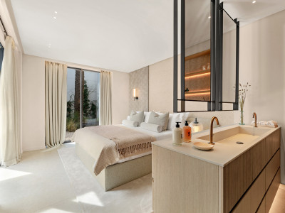 Villa zum Verkauf in Nueva Andalucia