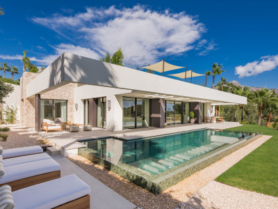 Villa zum Verkauf in Nueva Andalucia