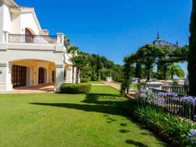 Villa en venta en La Zagaleta, Benahavis