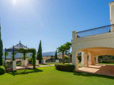 Villa for sale in La Zagaleta, Benahavis