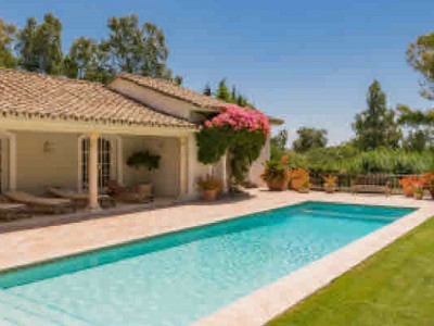 Villa en venta en Fuente del Espanto, Benahavis