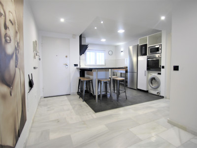 Apartamento en alquiler en Puerto La Duquesa, Manilva