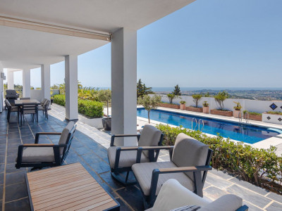 Villa for sale in Mijas