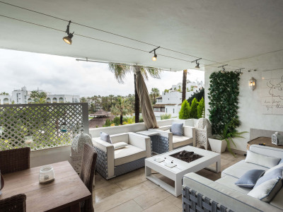 Zweistöckiges Penthouse zum Verkauf in La Isla, Marbella - Puerto Banus