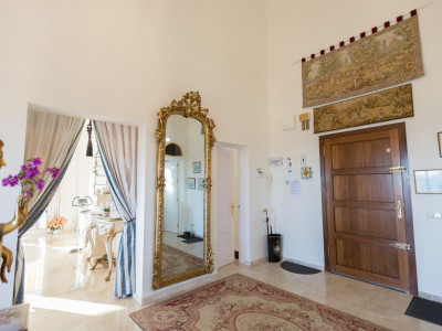 Villa for sale in Aldea Dorada, Nueva Andalucia