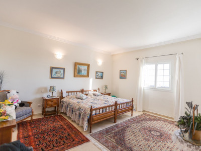 Villa for sale in Aldea Dorada, Nueva Andalucia