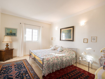 Villa for sale in Aldea Dorada, Nueva Andalucia