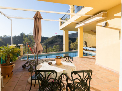Villa for sale in Aldea Dorada, Nueva Andalucia