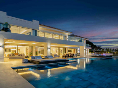 Villa for sale in Marbella Club, Marbella Golden Mile