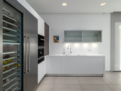 Villa en venta en Aloha, Nueva Andalucia