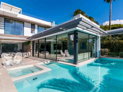 Stunning brand new property situated on beachside Golden Mile