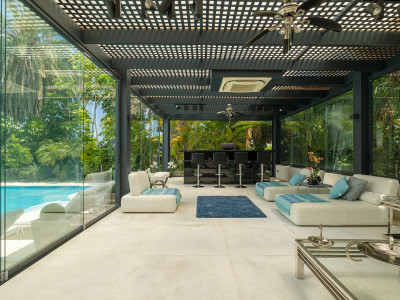 Villa zum Verkauf in Las Brisas, Nueva Andalucia