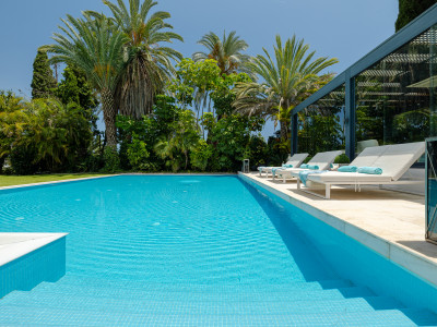Villa zum Verkauf in Las Brisas, Nueva Andalucia