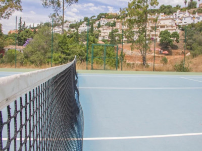 Земельный участок в продаже в Puerto del Almendro, Бенахавис