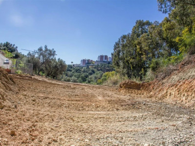 Земельный участок в продаже в Puerto del Almendro, Бенахавис