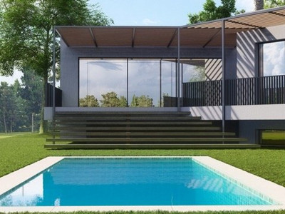 Villa for sale in Puerto del Almendro, Benahavis