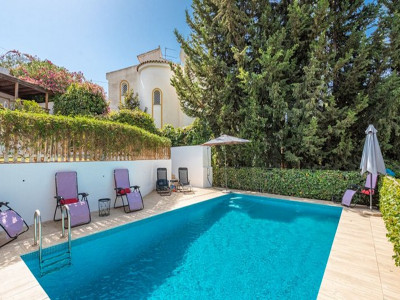 Villa zum Verkauf in El Rosario, Marbella Ost