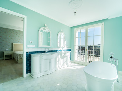 Villa for sale in Marbella Club, Marbella Golden Mile
