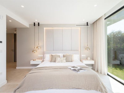 Villa zum Verkauf in Los Naranjos Golf, Nueva Andalucia