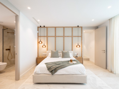 Villa zum Verkauf in Los Naranjos Golf, Nueva Andalucia