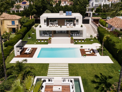 Villa à vendre à Los Naranjos Golf, Nueva Andalucia