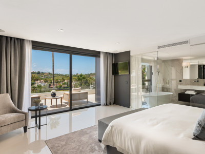 Villa à vendre à Los Naranjos Golf, Nueva Andalucia