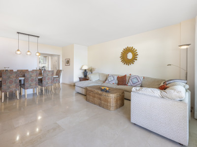 Апартамент на нижнем этаже в продаже в Los Granados Playa, Эстепона