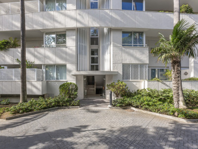 Апартамент на нижнем этаже в продаже в Los Granados Playa, Эстепона