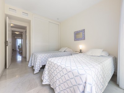 Апартамент на нижнем этаже в продаже в Los Granados Playa, Эстепона