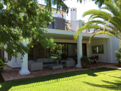 Villa for sale in Guadalmina Baja, San Pedro de Alcantara