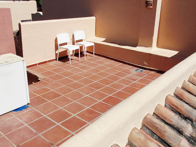 Maison de Ville à vendre à Condes de Iza, Nueva Andalucia