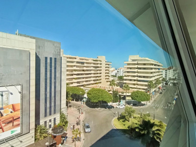 Geschäft zum Verkauf in Tembo Banus, Marbella - Puerto Banus