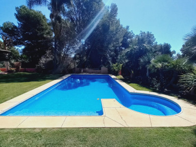 Villa zum Verkauf in Altos Reales, Marbella Goldene Meile