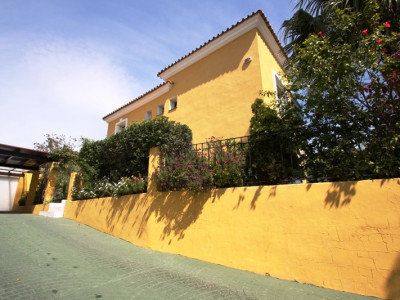 Villa en alquiler en Bahia de Marbella, Marbella Este