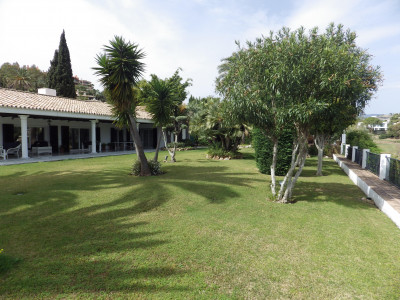 Villa zu Mieten in Las Brisas, Nueva Andalucia