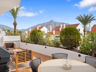 Apartment in Jardines de Andalucia, Marbella