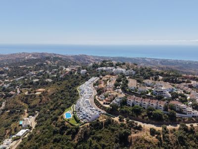 Semi Detached House in La Mairena, Marbella