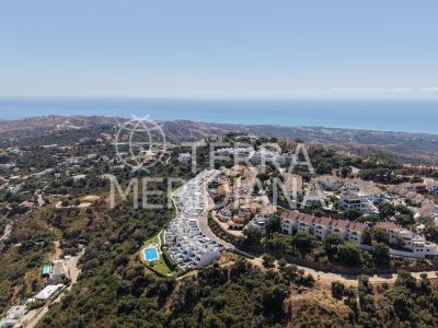 Semi Detached House in La Mairena, Marbella