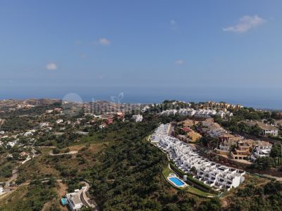 Pareado en La Mairena, Marbella