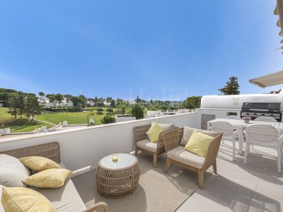 Town House in Azahara II, Marbella