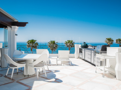 Duplex Penthouse in Doncella Beach, Estepona