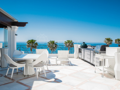 Duplex Penthouse in Doncella Beach, Estepona