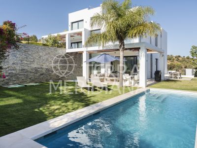 Villa in Cabopino, Marbella