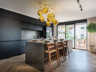 Apartamento en Nueva Andalucia, Marbella