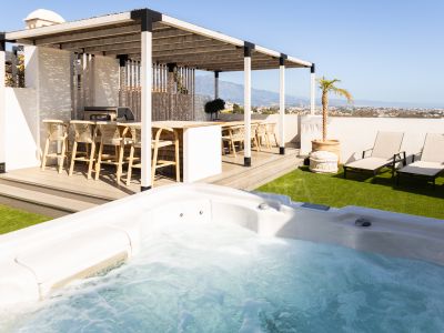 Penthouse in El Paraiso, Estepona