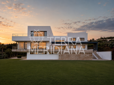 Villa in La Reserva, Sotogrande