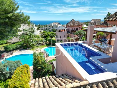 Town House in Cascada de Camojan, Marbella