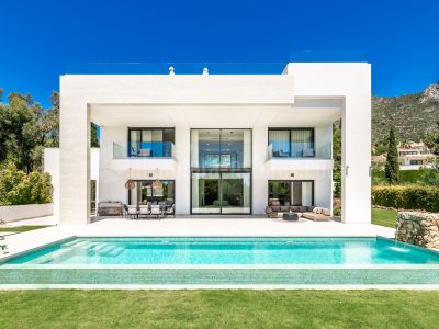 Villa en Cascada de Camojan, Marbella