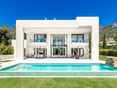 Villa in Cascada de Camojan, Marbella